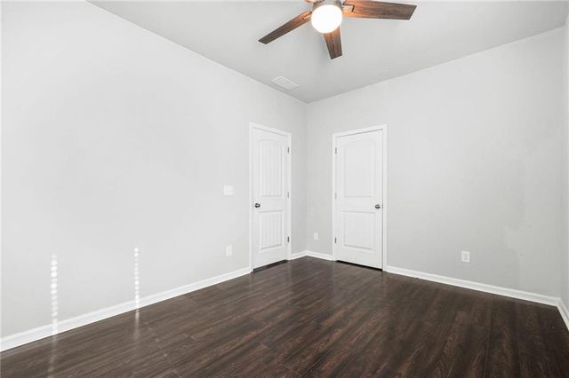 200 Cherokee Reserve Cir, Canton, GA 30115