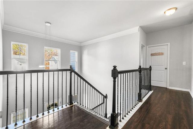 200 Cherokee Reserve Cir, Canton, GA 30115