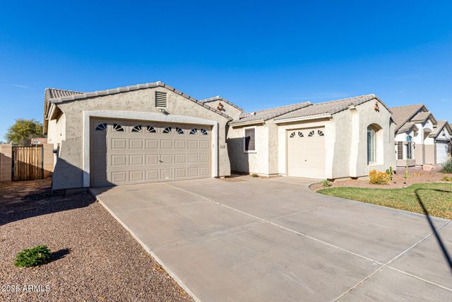 2202 W CARTER Road, Phoenix, AZ 85041