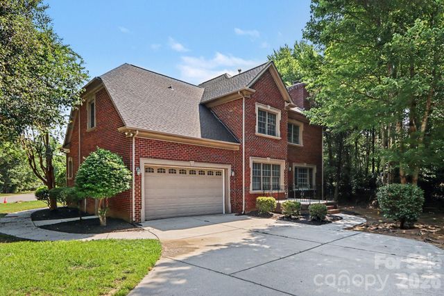 18611 Reflection Rock Court, Davidson, NC 28036