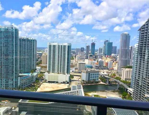 45 SW 9th St 3601, Miami, FL 33130