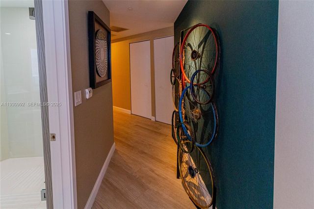 45 SW 9th St 3601, Miami, FL 33130