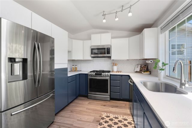 8085 Cowichan Road, Birch Bay, WA 98230