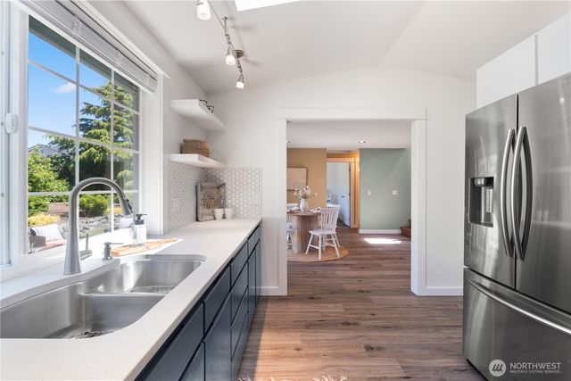8085 Cowichan Road, Birch Bay, WA 98230