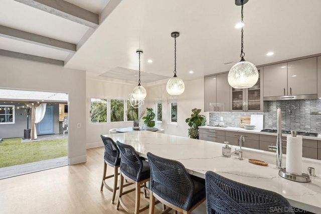 531 J Avenue, Coronado, CA 92118