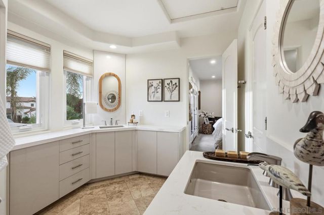 531 J Avenue, Coronado, CA 92118