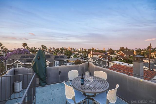 531 J Avenue, Coronado, CA 92118