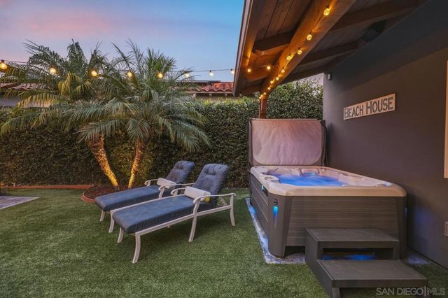 531 J Avenue, Coronado, CA 92118