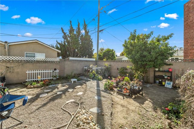 10271 Garrett Road, Stanton, CA 90680