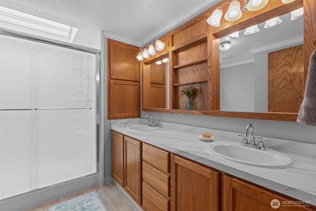 17373 Woodcrest Drive NE, Bothell, WA 98011