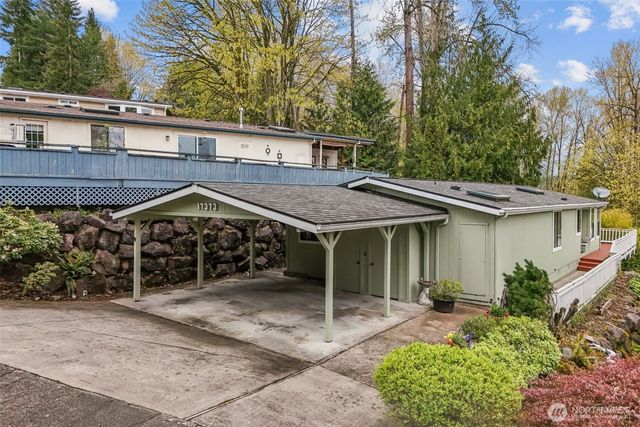 17373 Woodcrest Drive NE, Bothell, WA 98011