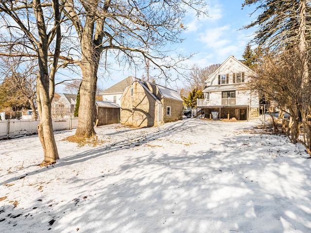 224 Pelham Street, Methuen, MA 01844