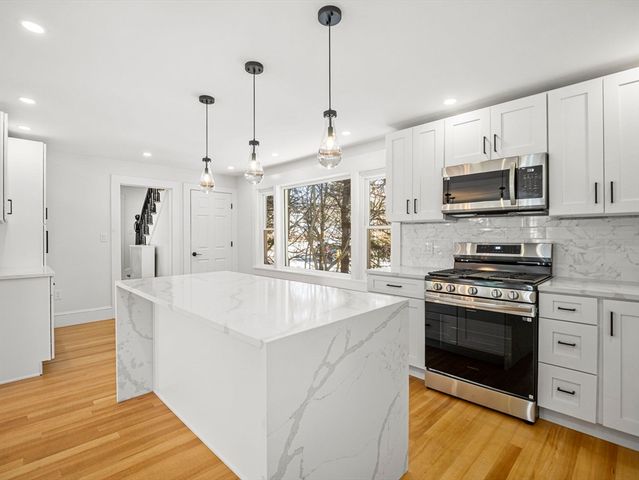 224 Pelham Street, Methuen, MA 01844