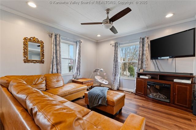 108 Cobble Lane, Cross Lanes, WV 25313