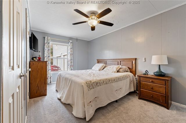 108 Cobble Lane, Cross Lanes, WV 25313