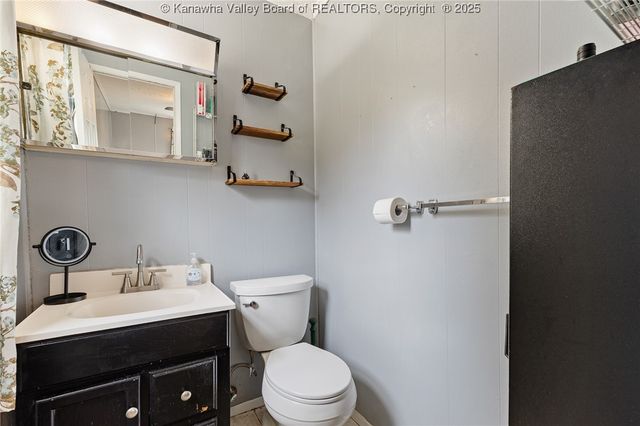 108 Cobble Lane, Cross Lanes, WV 25313