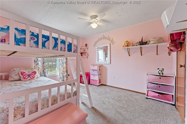 108 Cobble Lane, Cross Lanes, WV 25313