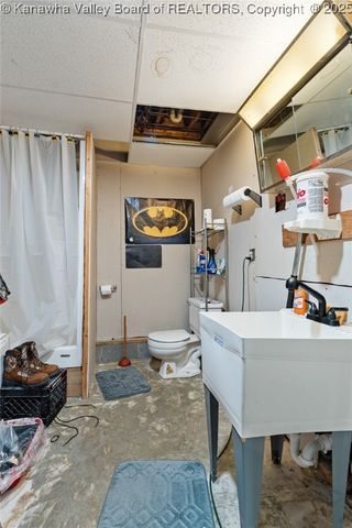 108 Cobble Lane, Cross Lanes, WV 25313