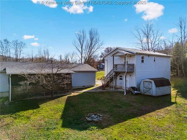 108 Cobble Lane, Cross Lanes, WV 25313