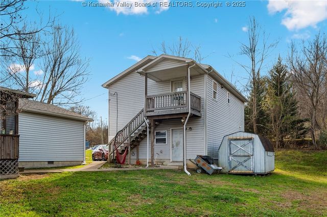 108 Cobble Lane, Cross Lanes, WV 25313