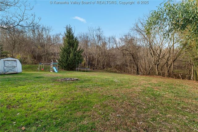 108 Cobble Lane, Cross Lanes, WV 25313