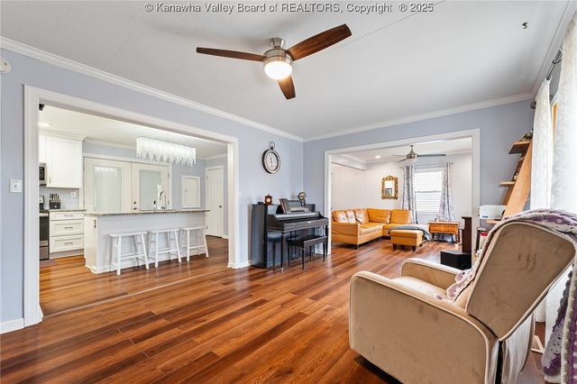 108 Cobble Lane, Cross Lanes, WV 25313