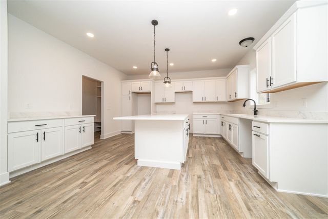 11200 Tremont Lane, Plymouth, MI 48170