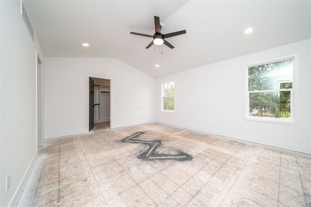 11200 Tremont Lane, Plymouth, MI 48170