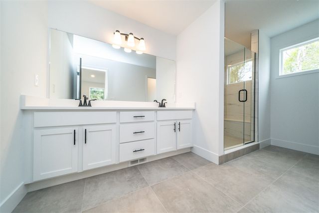 11200 Tremont Lane, Plymouth, MI 48170