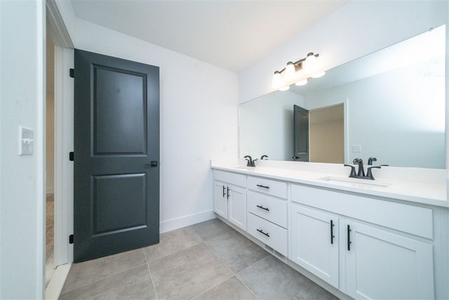 11200 Tremont Lane, Plymouth, MI 48170