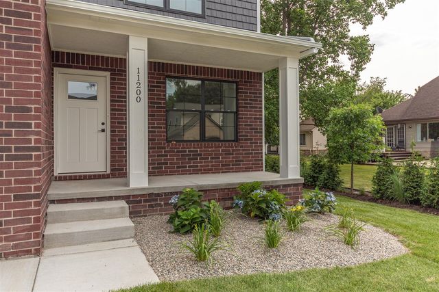 11200 Tremont Lane, Plymouth, MI 48170