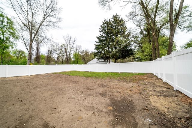 11200 Tremont Lane, Plymouth, MI 48170