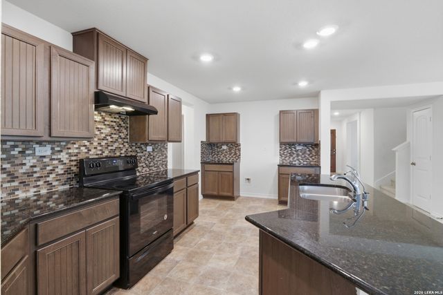 5138 Papalote Garden, Converse, TX 78109