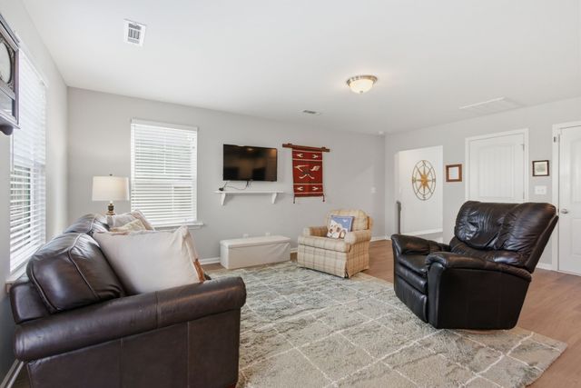 7512 Spicer Ct, Fairview, TN 37062