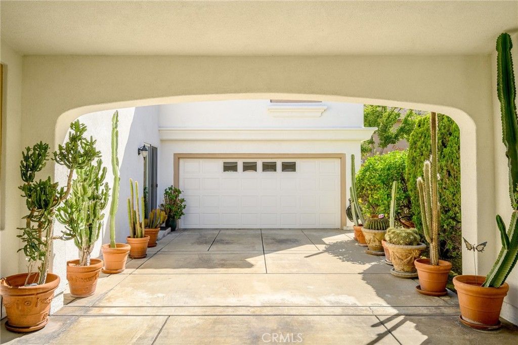 Image 50 of property listing at 32 Mossdale Court, Azusa, CA 91702