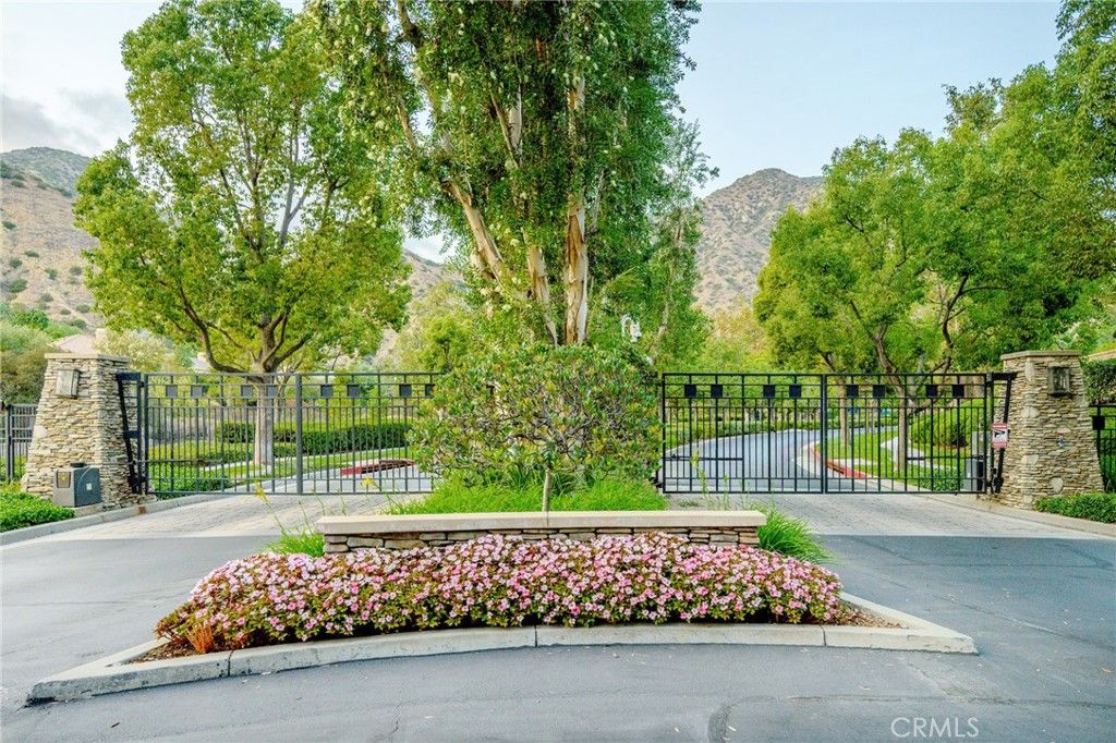 Image 53 of property listing at 32 Mossdale Court, Azusa, CA 91702