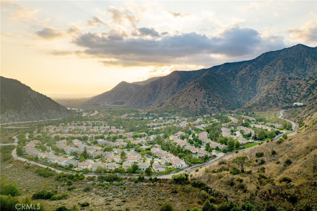 Image 68 of property listing at 32 Mossdale Court, Azusa, CA 91702
