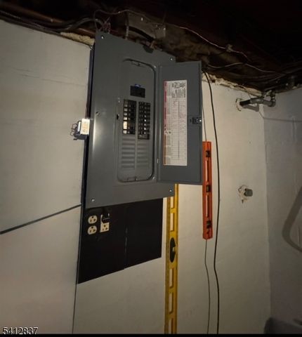 1472 Jefferson Ave, Rahway City, NJ 07065