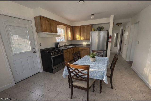 1472 Jefferson Ave, Rahway City, NJ 07065