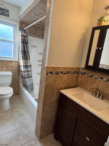 1472 Jefferson Ave, Rahway City, NJ 07065