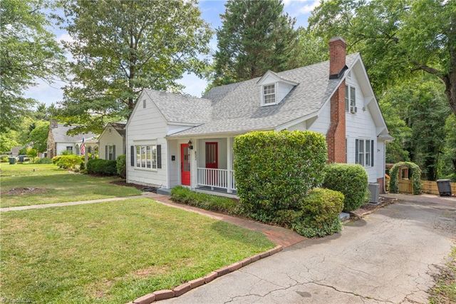 832 Knollwood Street, Winston-salem, NC 27103