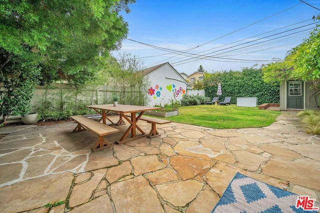 630 S Gretna Green Way, Los Angeles, CA 90049