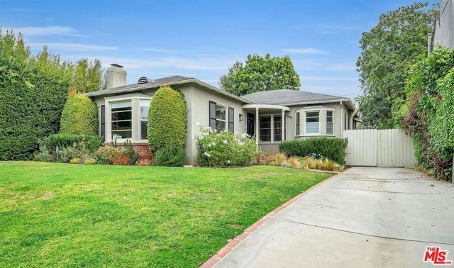630 S Gretna Green Way, Los Angeles, CA 90049