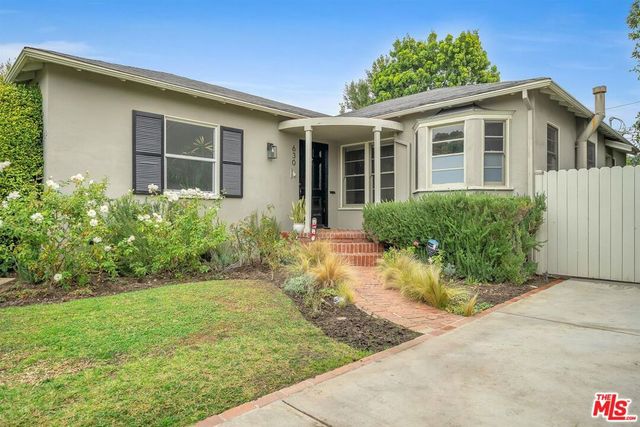 630 S Gretna Green Way, Los Angeles, CA 90049