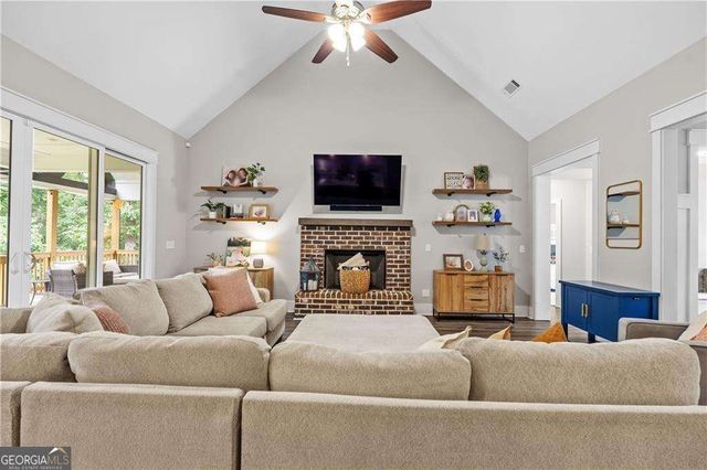 313 Evie Lane, Canton, GA 30115