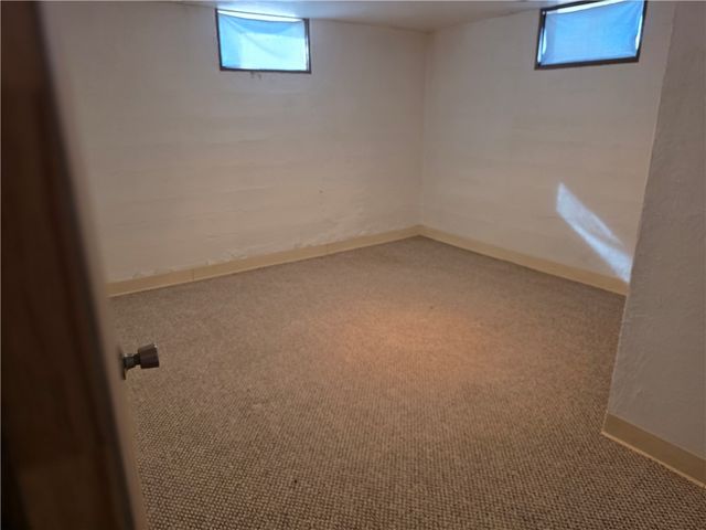 509 N 13th Avenue, Forsyth, MT 59327