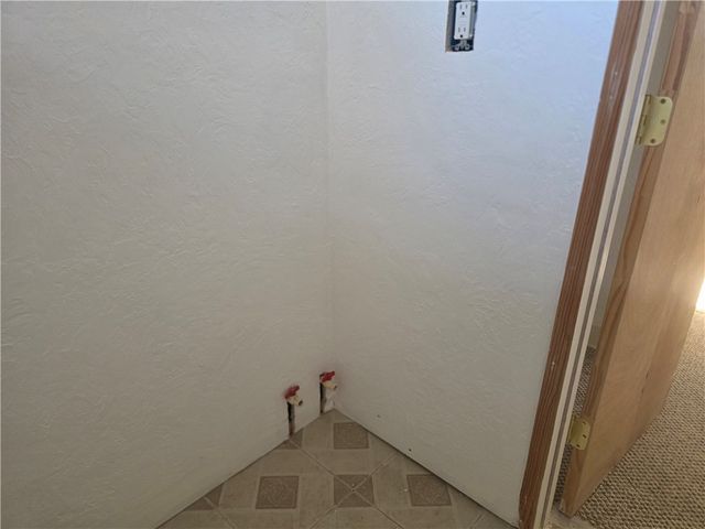 509 N 13th Avenue, Forsyth, MT 59327