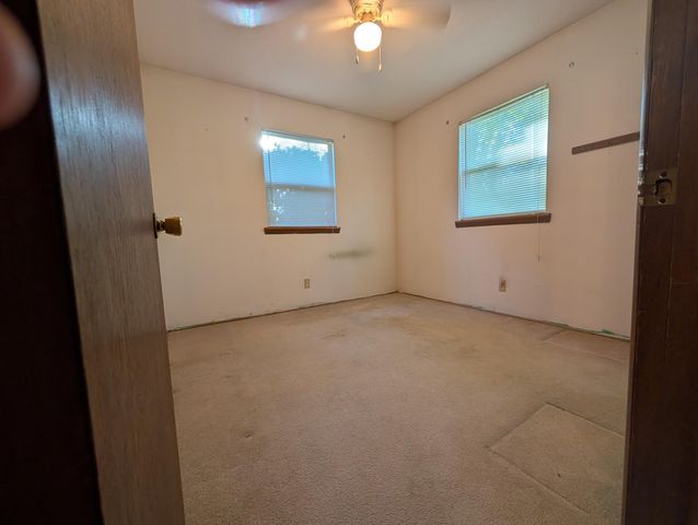 1202 South 11th Street, Ozark, MO 65721