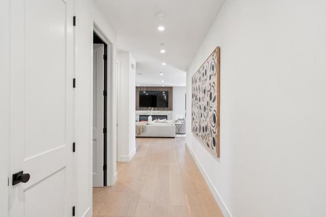 401 Grand Street, Redwood City, CA 94062