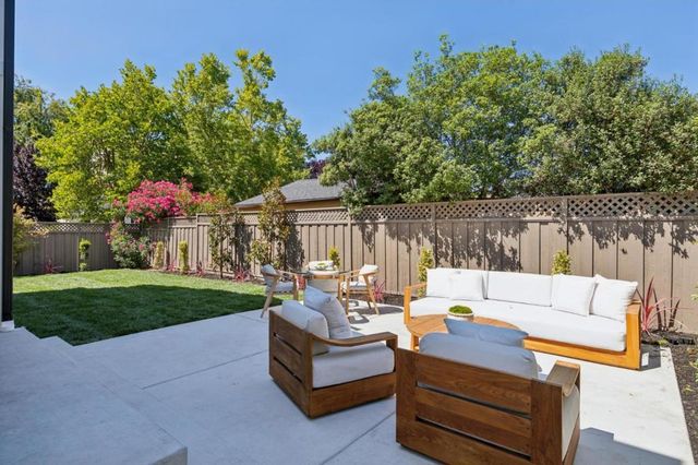 401 Grand Street, Redwood City, CA 94062
